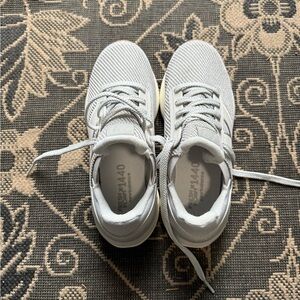 New Balance Gray Sneakers